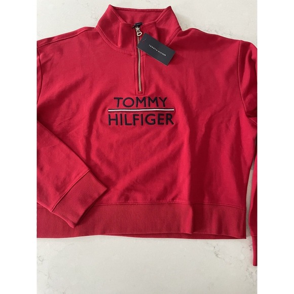 NWT $69 Tommy Hilfiger Jeans Cropped 1/4 Zip Red Sweatshirt Size Large Spell Out - Picture 1 of 5